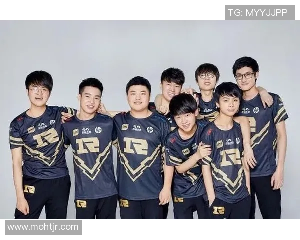 FPX以78分领跑世界大师赛积分榜争夺战愈演愈烈 FPX以78分领跑世界大师赛积分榜争夺战愈演愈烈