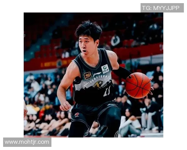 NBA球星对足球明星的崇拜与热爱背后的故事与情感交流 NBA球星对足球明星的崇拜与热爱背后的故事与情感交流